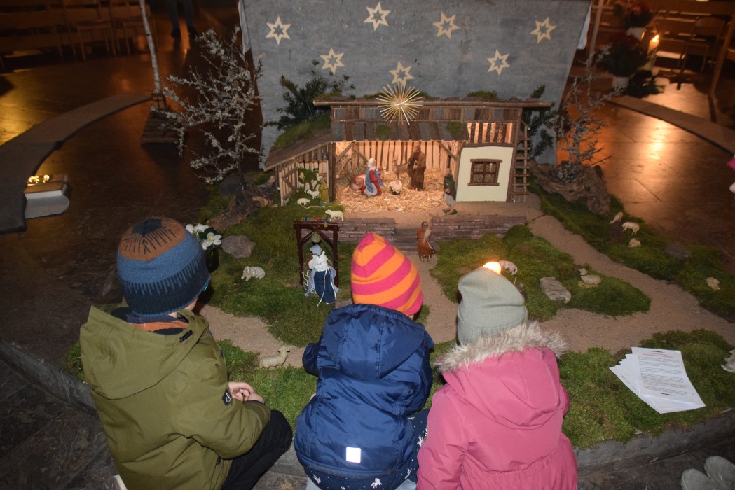 Kinderkrippenfeier - vergrößern